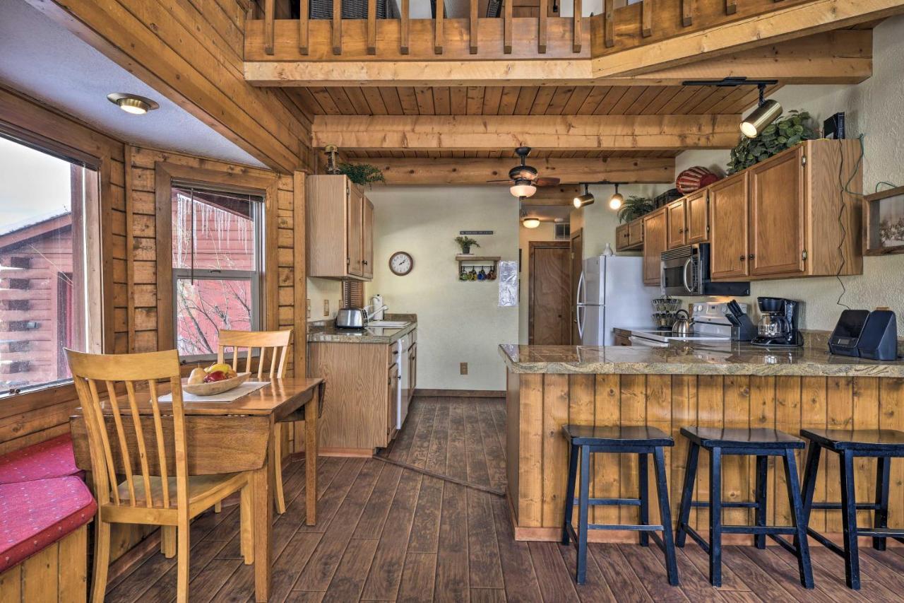 Rustic Village Lake Cabin Escape With Deck And Grill! Пагоса Спрингс Екстериор снимка