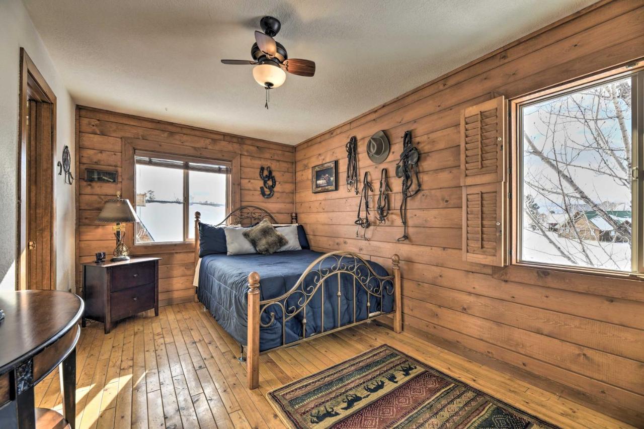 Rustic Village Lake Cabin Escape With Deck And Grill! Пагоса Спрингс Екстериор снимка